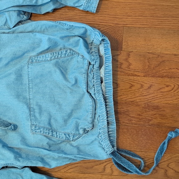 American Eagle - Denim Hoodie - Medium - Picture 4 of 6